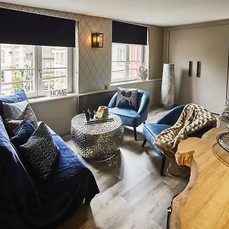 8 Personnes Hypercentre