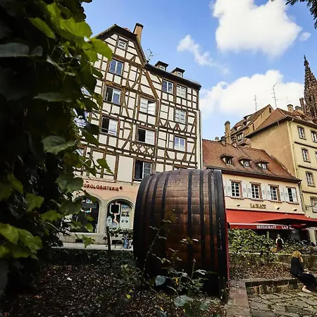 8 Personnes Hypercentre Appartement *